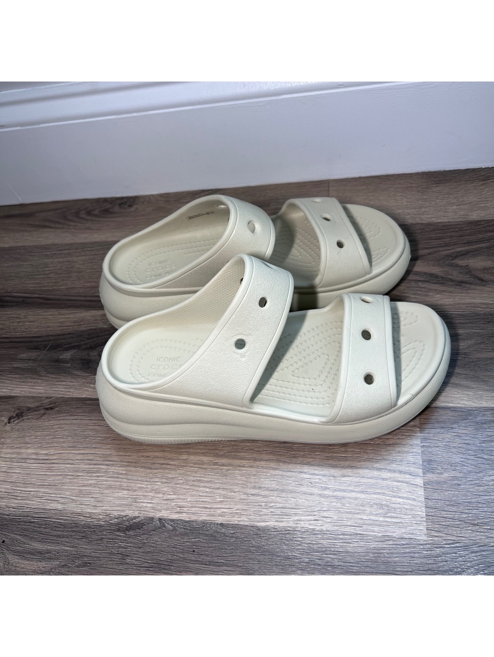 Crocs cream double-strap slide sandals women's size 7